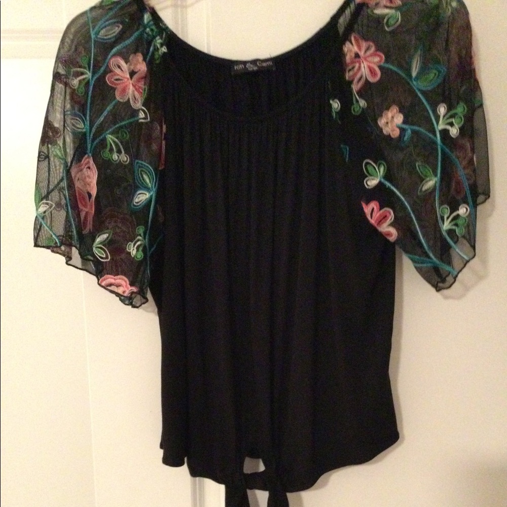 Made in USA Ladies Top sheer sleeves